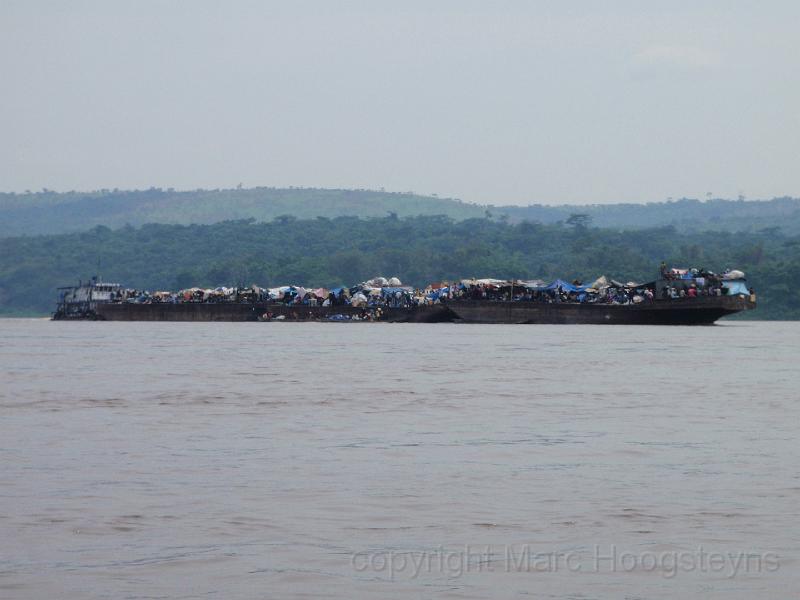 17 river barge on congo river near Maluku.jpg